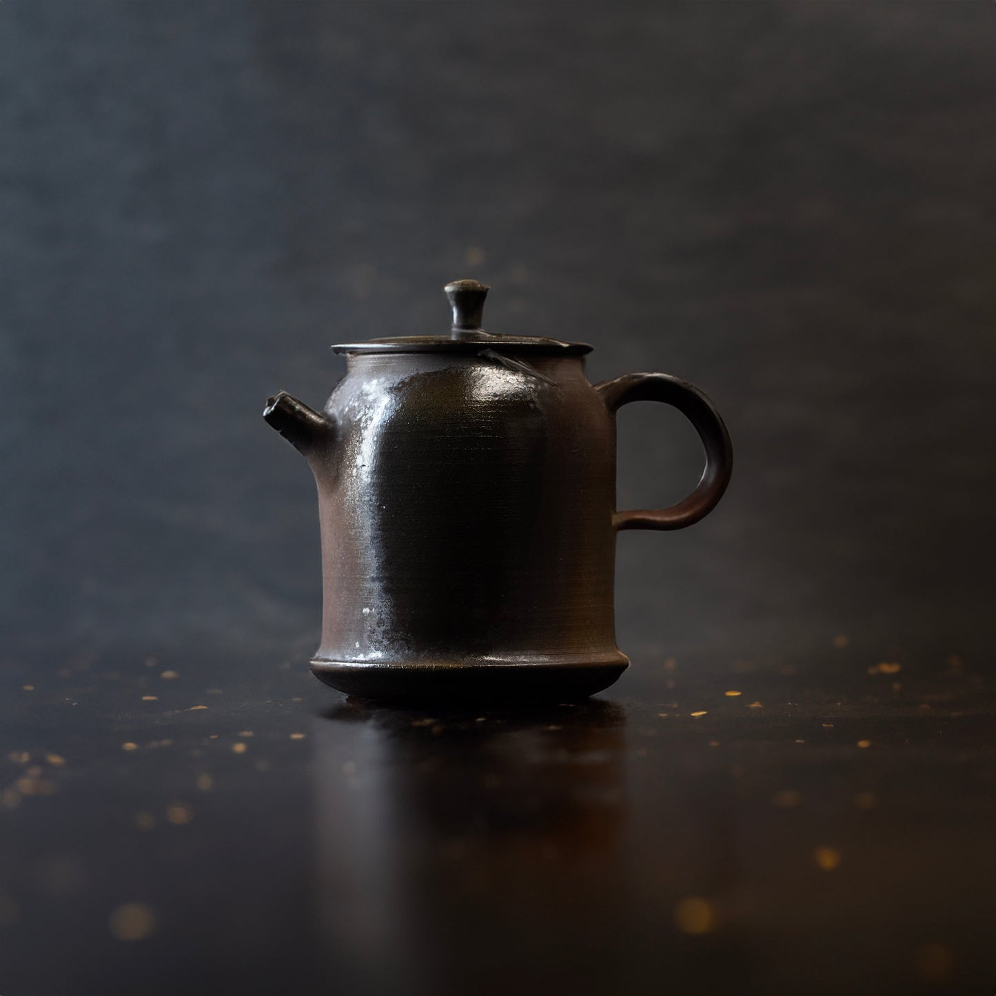 Kiln-fired handmade teapot with creative vintage design